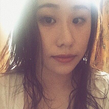 CHRISTiNA